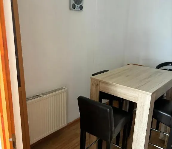 Centrum Vendeghaz Konukevi Debrecen