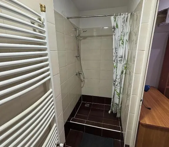 Centrum Vendeghaz Pensjonat *